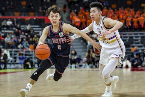 英雄联盟S15赛-关于赛前CBA常规赛焦点战，马德里竞技迎来里程碑，球迷炸锅，临场指挥获称赞的信息