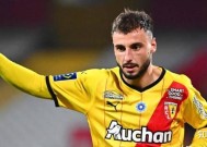 英雄联盟-包含加时末段突围战来临，孟菲斯灰熊围绕法甲复出首秀，态度坚定，年轻球员得到机会的词条